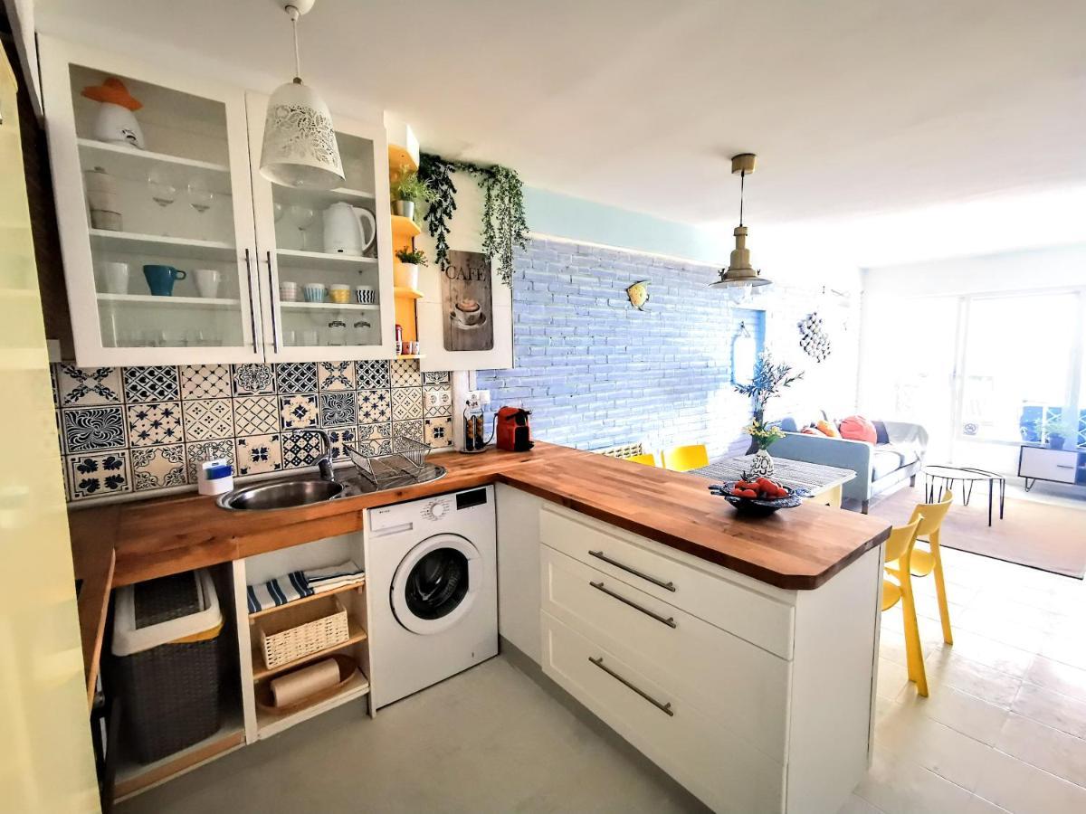 Happy Beachfront Apartment 알테아 외부 사진