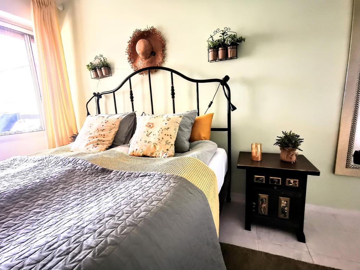 Happy Beachfront Apartment 알테아 외부 사진