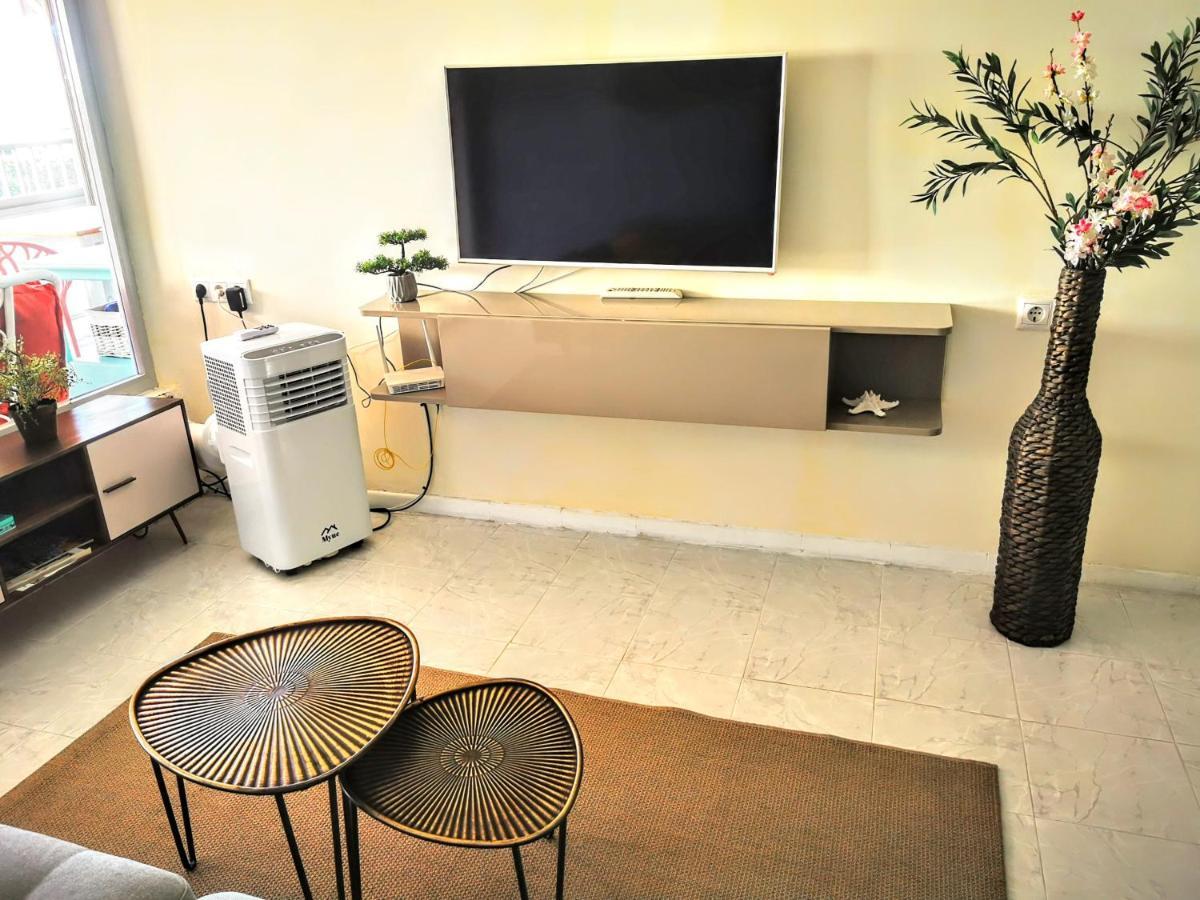 Happy Beachfront Apartment 알테아 외부 사진