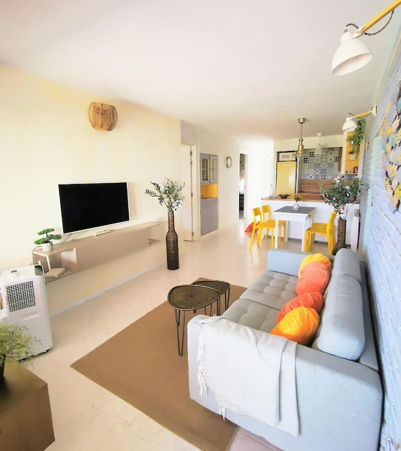 Happy Beachfront Apartment 알테아 외부 사진